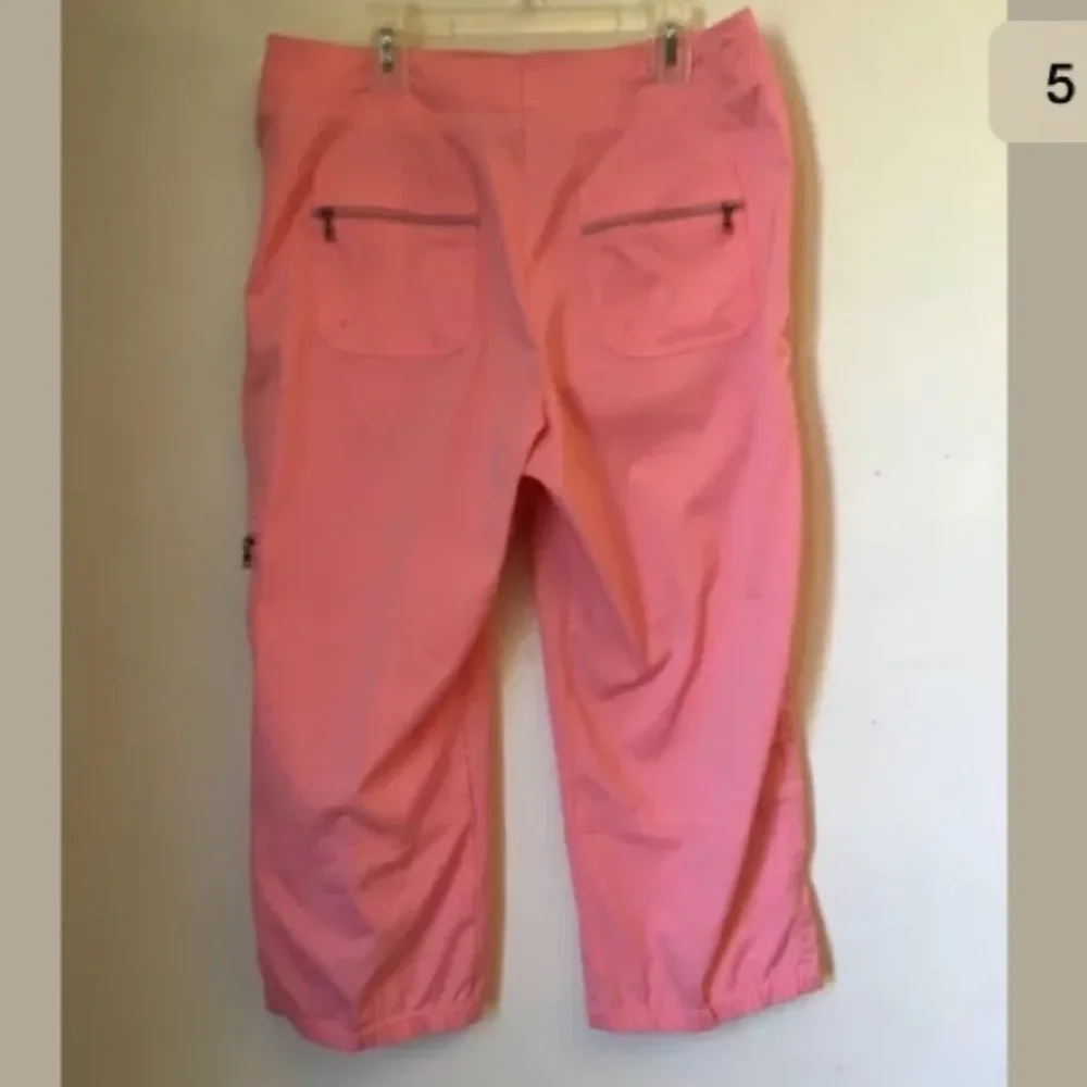 Tail Tech Coral Pink Womens Golf Capris Pants Moisture Wicking 8 - Picture 5 of 7